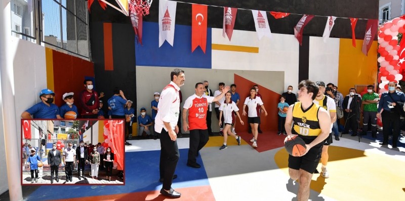 Beyoğlu’nda Sokak Basketbolu Sahası Açıldı
