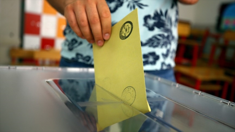 Türkiye yerel seçim atmosferine girdi