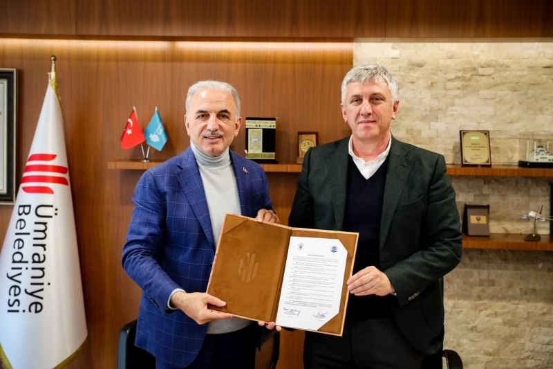 Ümraniye Belediyesi Of Belediyesi ile Kardeşlik Protokolü İmzaladı