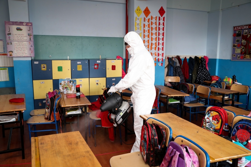 Ümraniye’deki Okullarda Virüslere Karşı Nano Savaş