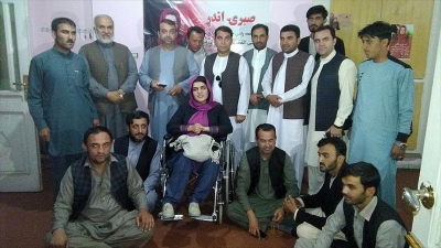 Afganistan'ın ilk engelli kadın milletvekili adayı: Ender