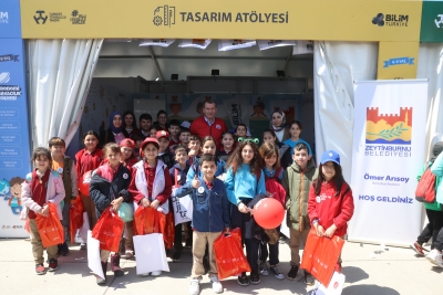 Bilim Zeytinburnu Standında Çocuklar Geleceği Tasarladı