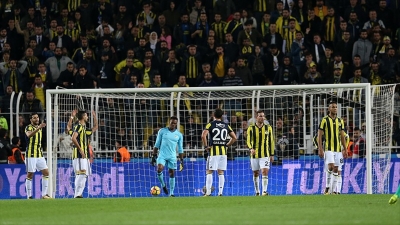  Fenerbahçe şampiyonluğu iç sahada kaybetti