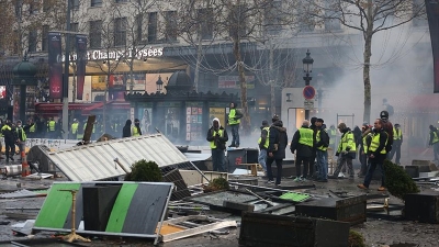 Paris'teki gösteriye ilişkin 101 kişi gözaltına alındı